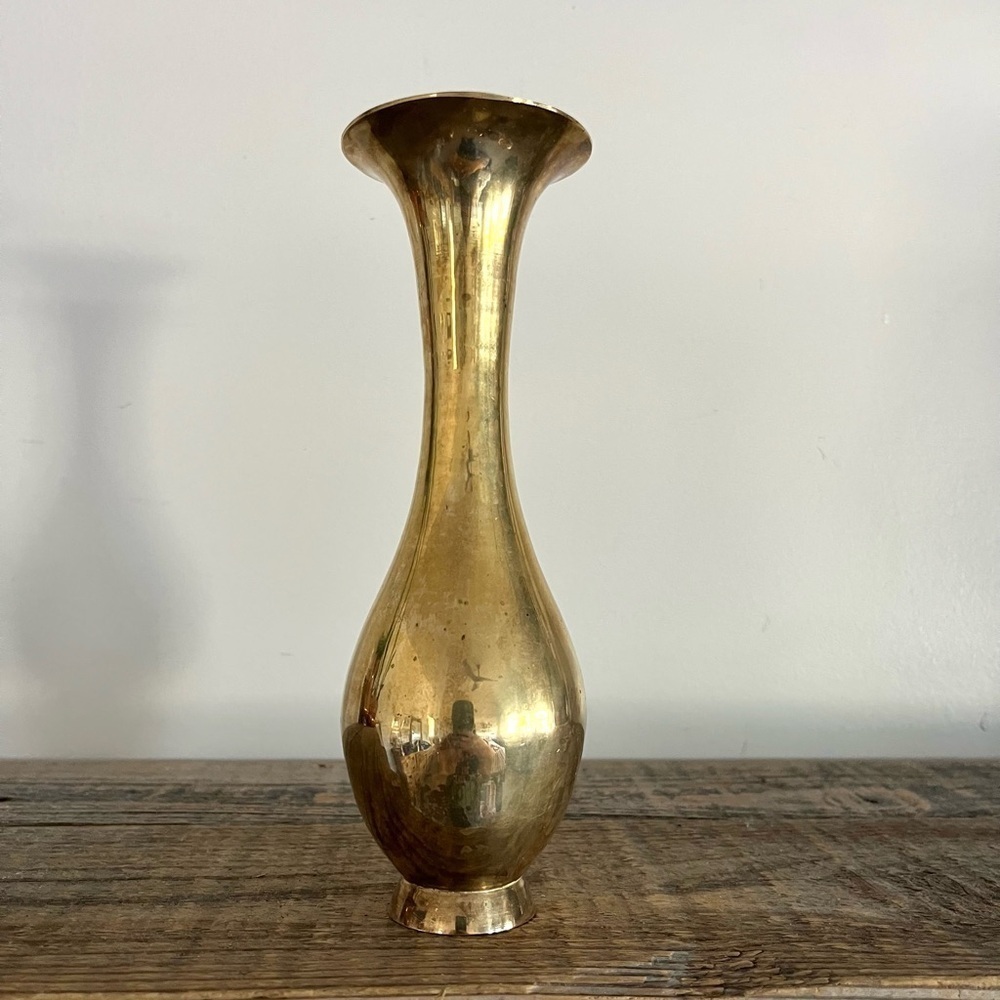 Elegant brass Bud Vase